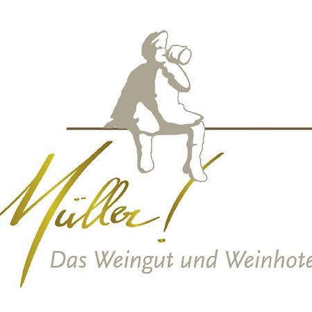 Mueller! Das Weingut & Weinhotel Хаммельбург Экстерьер фото